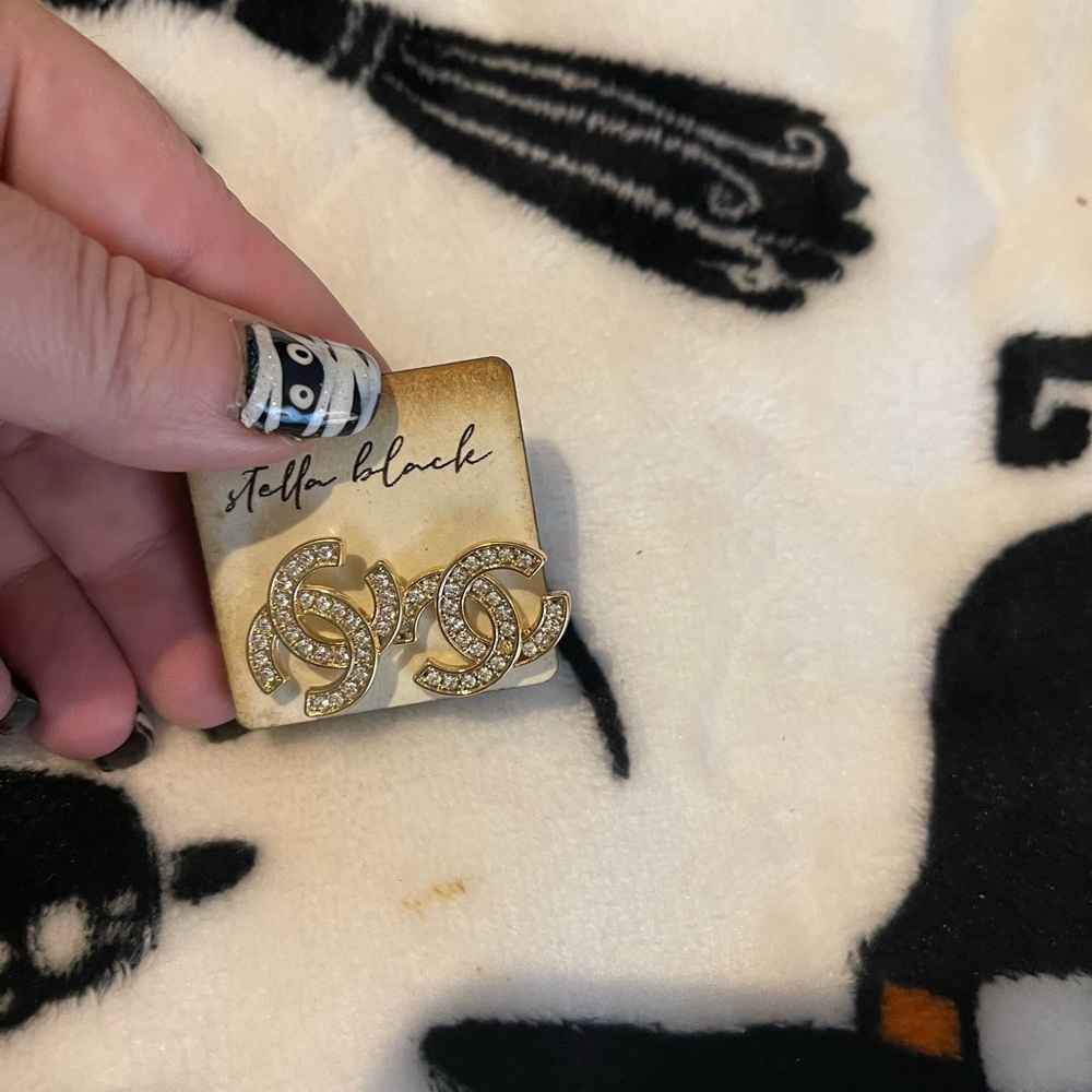 CC earrings